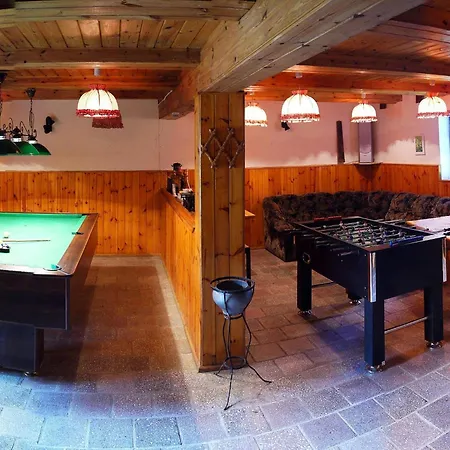 Apartment In Masuria With Private Pond 度假居